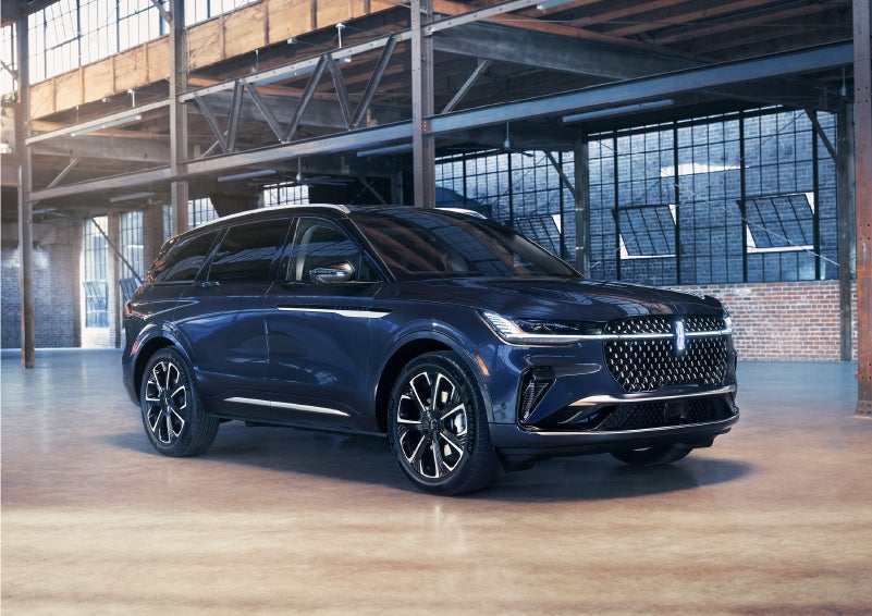 A 2024 Lincoln Nautilus® SUV is parked in an industrial space. | Hooks Lincoln in Fort Worth TX