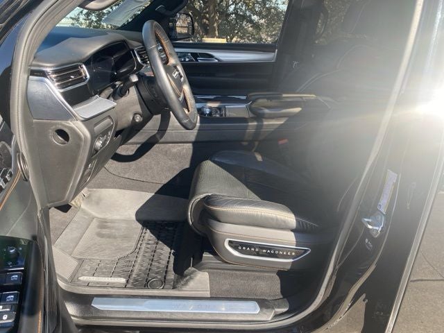 2022 Jeep Grand Wagoneer Series III