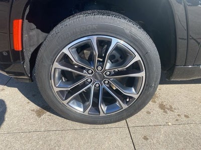 2022 Jeep Grand Wagoneer Series III