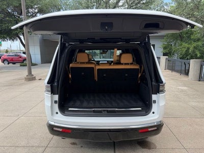 2023 Jeep Grand Wagoneer Series III
