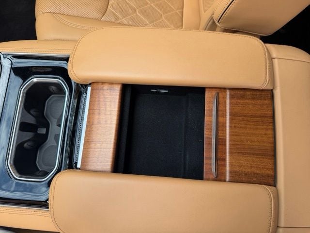 2023 Jeep Grand Wagoneer Series III
