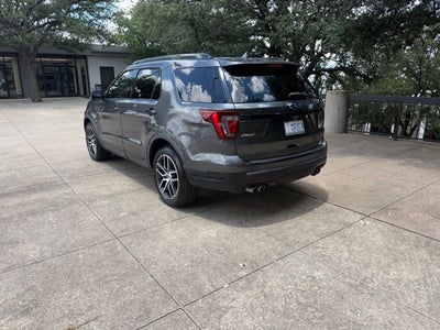 2018 Ford Explorer Sport