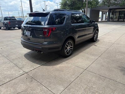 2018 Ford Explorer Sport