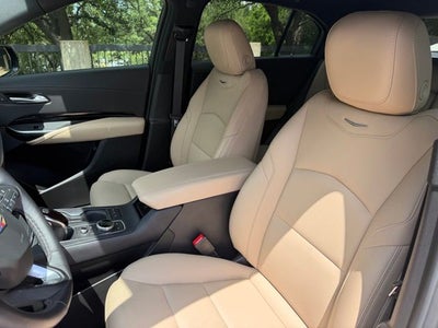 2024 Cadillac XT4 Luxury