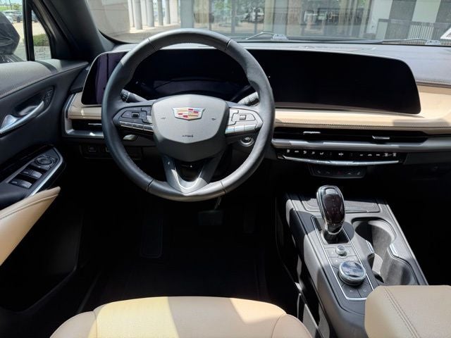 2024 Cadillac XT4 Luxury