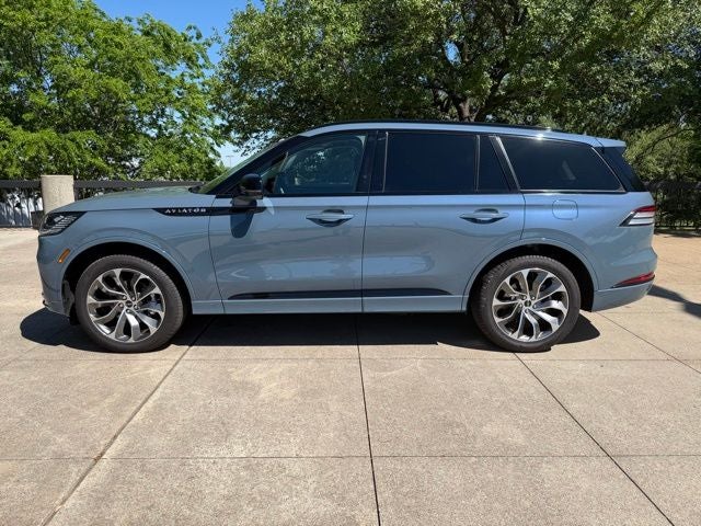 2025 Lincoln Aviator Premiere