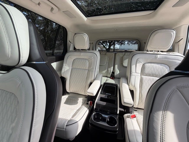 2022 Lincoln Aviator Black Label