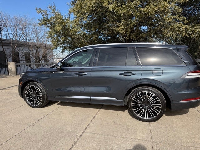 2022 Lincoln Aviator Black Label