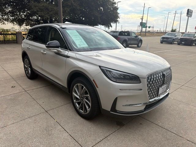 2023 Lincoln Corsair Standard