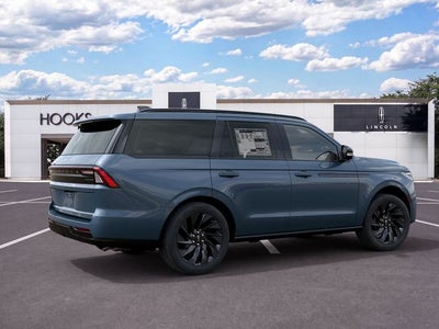 2027 Lincoln Navigator Reserve