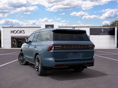 2027 Lincoln Navigator Reserve