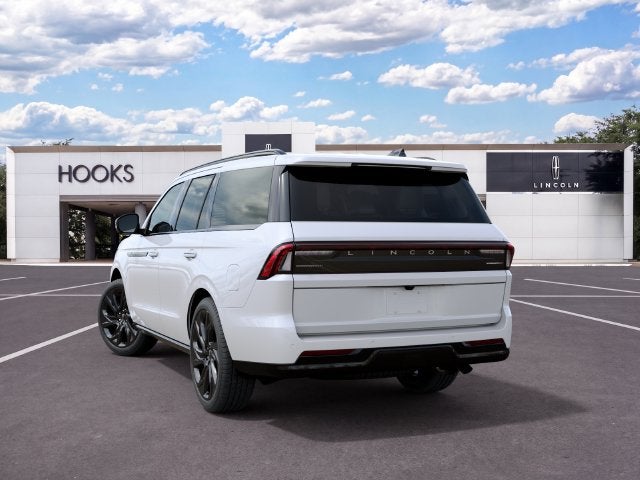 2027 Lincoln Navigator Reserve