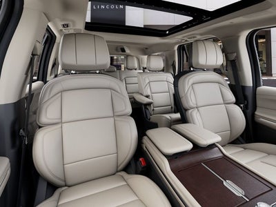 2027 Lincoln Navigator Reserve