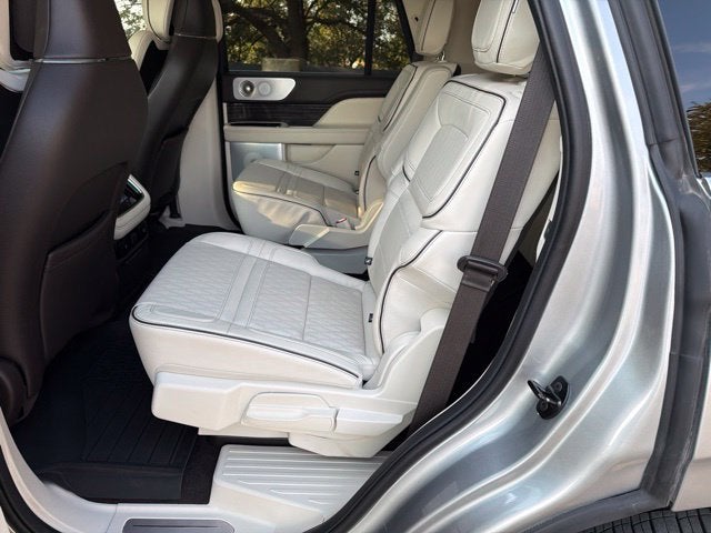 2023 Lincoln Navigator Black Label