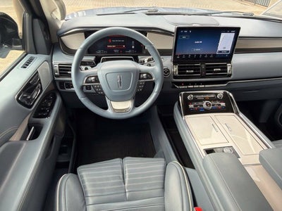2024 Lincoln Navigator Black Label
