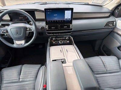 2024 Lincoln Navigator Black Label