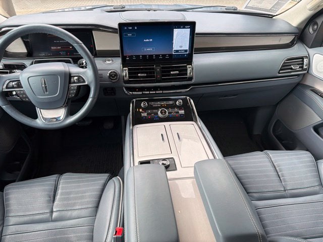 2024 Lincoln Navigator Black Label