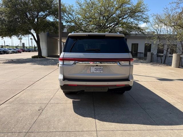2024 Lincoln Navigator L Reserve