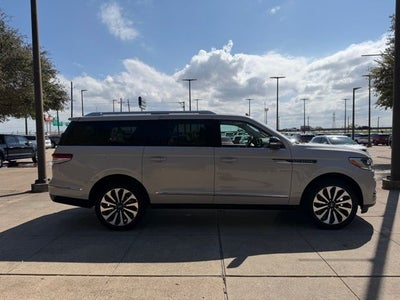 2024 Lincoln Navigator L Reserve