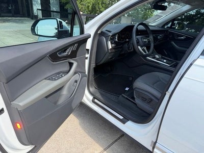 2025 Audi Q7 55 Premium quattro