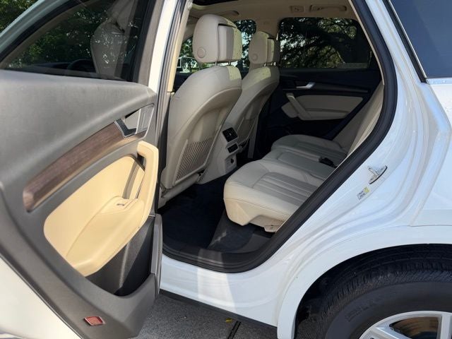 2022 Audi Q5 45 S line Premium quattro