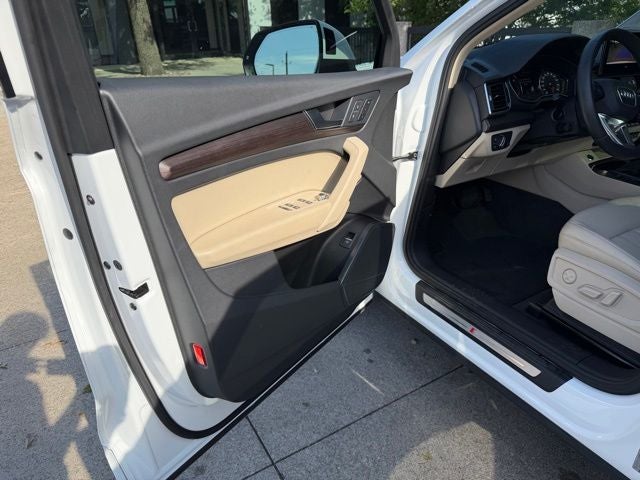 2022 Audi Q5 45 S line Premium quattro