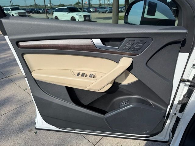 2022 Audi Q5 45 S line Premium quattro