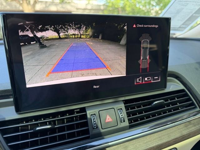2022 Audi Q5 45 S line Premium quattro