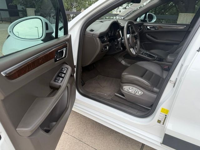 2019 Porsche Macan Base