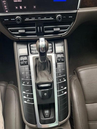 2019 Porsche Macan Base