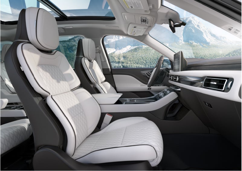 The interior of a Lincoln Aviator® Black Label model is shown in the Chalet theme | Hooks Lincoln in Fort Worth TX