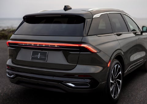 The rear of a 2025 Lincoln Black Label Nautilus® SUV displays full LED rear lighting. | Hooks Lincoln in Fort Worth TX