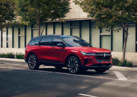 2026 Lincoln Nautilus® SUV with the available Jet Appearance Package and Hybrid transmission. | Hooks Lincoln in Fort Worth TX