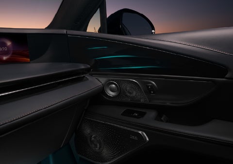 Selectable ambient lighting glows in the passenger door panel. | Hooks Lincoln in Fort Worth TX