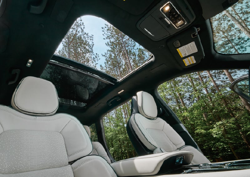 The front seats of a 2027 Lincoln Aviator® Black Label™ SUV | Hooks Lincoln in Fort Worth TX