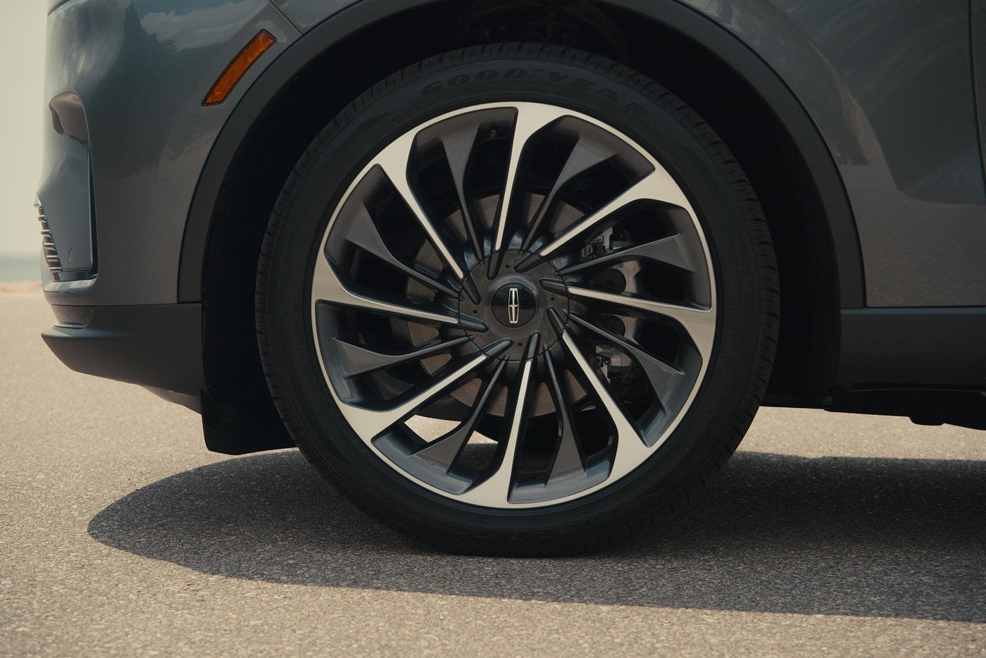 Close up of a machined aluminum wheel and tire on a Lincoln Aviator for Fort Worth TX tire service